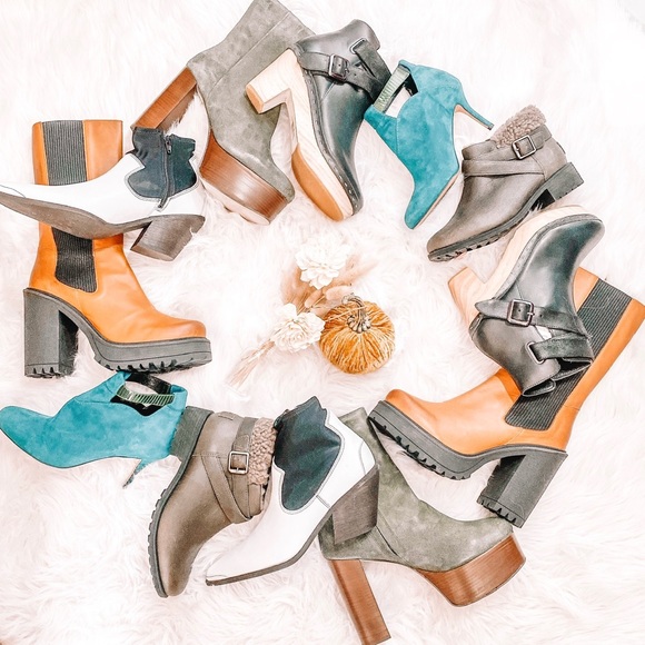 WOW!!! Follow me on Insta @ changeofseasonboutique - Picture 7 of 15